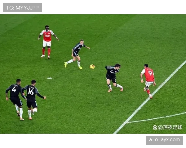 阿森纳争冠关键阶段掉链子,这一短板对赛季走势形成制约 阿森纳争冠关键阶段掉链子,这一短板对赛季走势形成制约